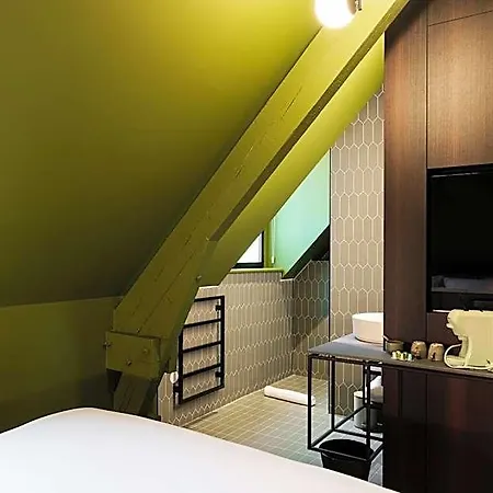 Bienheureux & Restaurant Hotel 3*