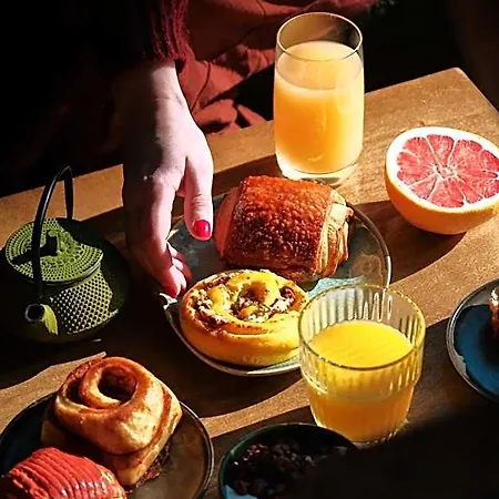Bienheureux & Restaurant Hotel 3*