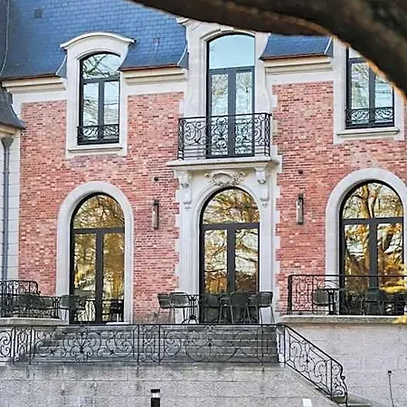Hotel Bienheureux & Restaurant 3*